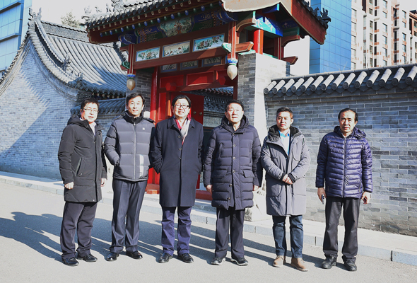 中國民辦教育協(xié)會(huì)會(huì)長王佐書對鴻德學(xué)院的發(fā)展建設(shè)給予肯定和好評