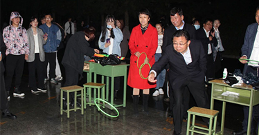 雙節(jié)同慶，家國同心！萬名鴻德師生這樣過佳節(jié)……多圖來襲|今天版面有點擠