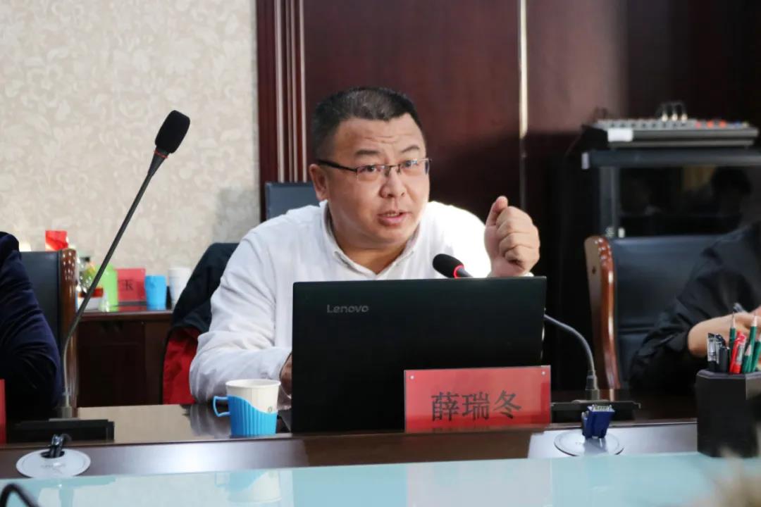 鴻德舉辦“自治區(qū)哲學社會科學獎解讀”專題學術(shù)講座