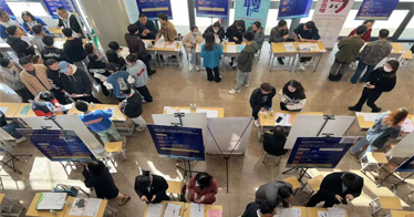 學院工程管理系舉辦專場招聘會，41家企業(yè)進校招賢納士