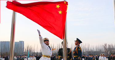 開學(xué)第一天，鴻德學(xué)子元氣滿滿
