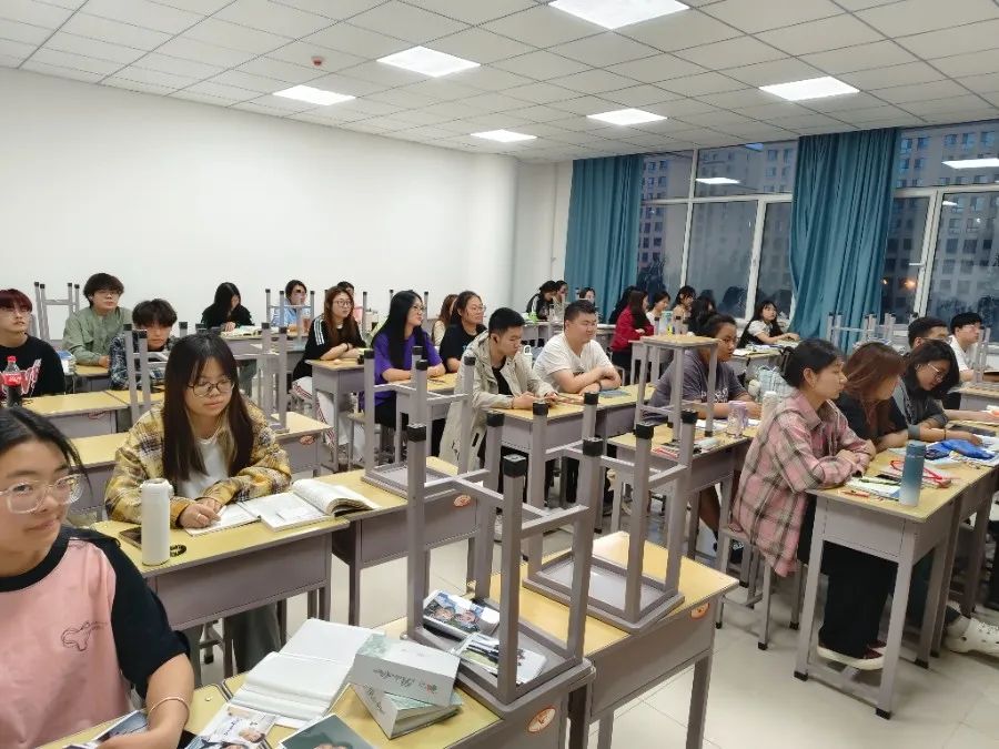 fe12b0a868fcdb7d61692ea2e184ddea.jpg